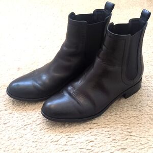 Women ankle Chelsea boots